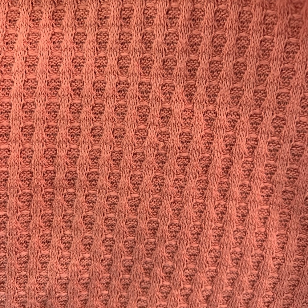 crop top - Picture 4 of 4